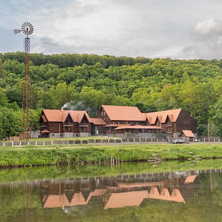 Hotel 5.Evszak Sfântu-Gheorghe Zewnętrze zdjęcie