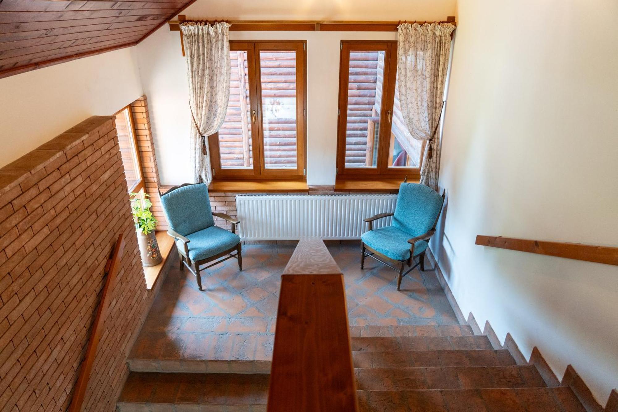 Hotel 5.Evszak Sfântu-Gheorghe Zewnętrze zdjęcie
